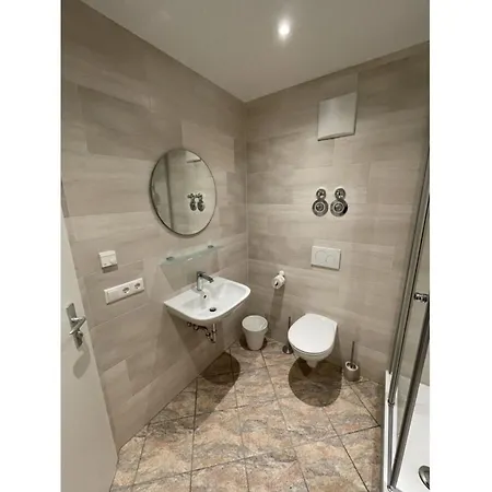 Leiner 2 Matilda Comfortable Vacation Apartment